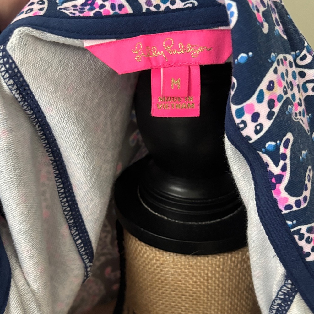 Lilly Pulitzer SPF 50 Skipper popover size medium - Picture 8 of 8